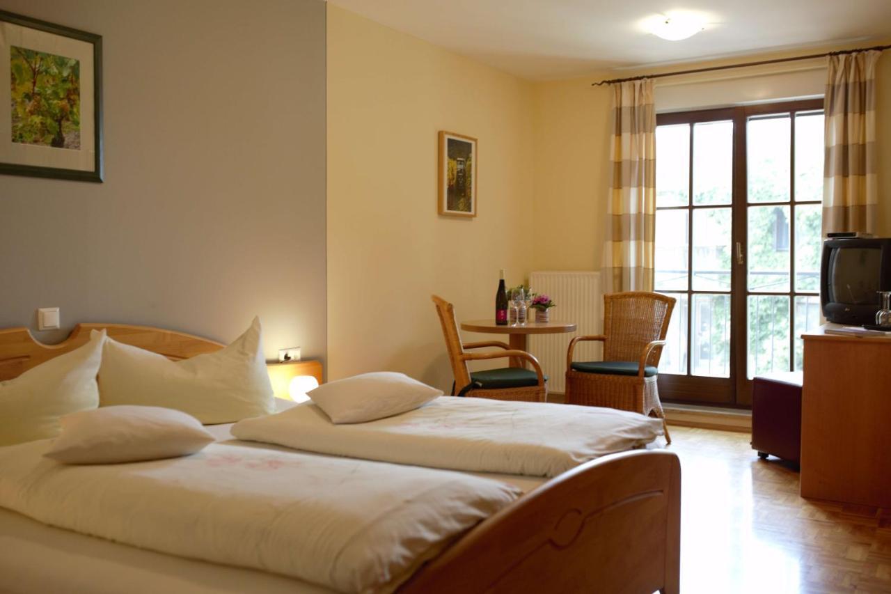 Weingut Schilling Hotel Seinsheim Exterior foto