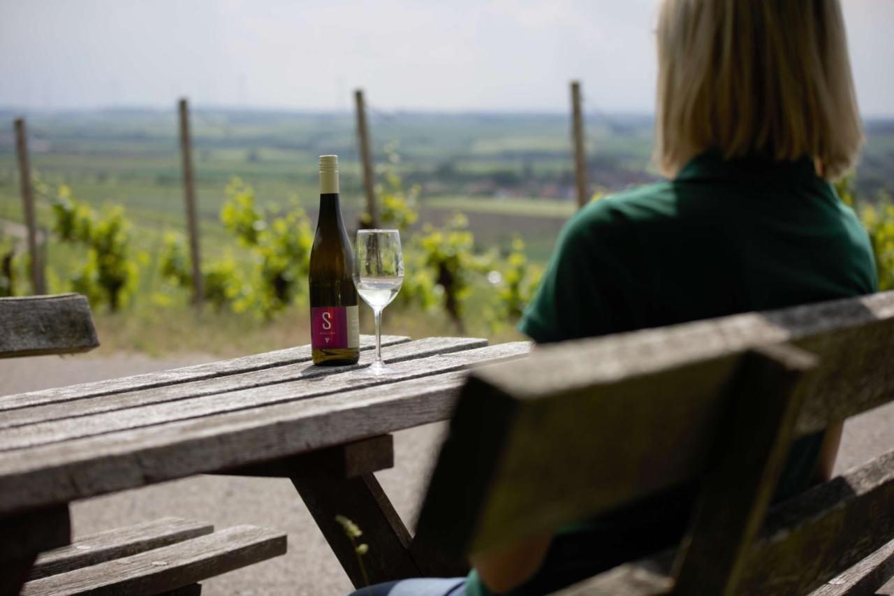 Weingut Schilling Hotel Seinsheim Exterior foto
